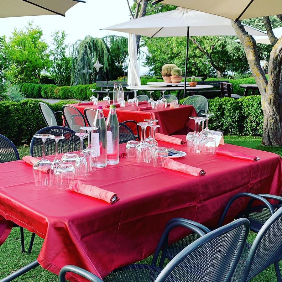 Hotel Tetto Delle Marche - Ristorante Dei Conti Cingoli Exterior photo